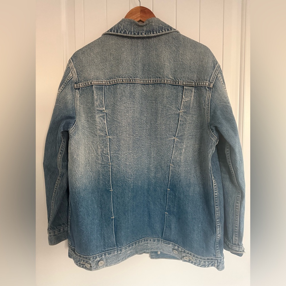 TRAVE Denim Distressed Oversized Trucker Jean Jacket Small Light Wash Vintage - Picture 5 of 10